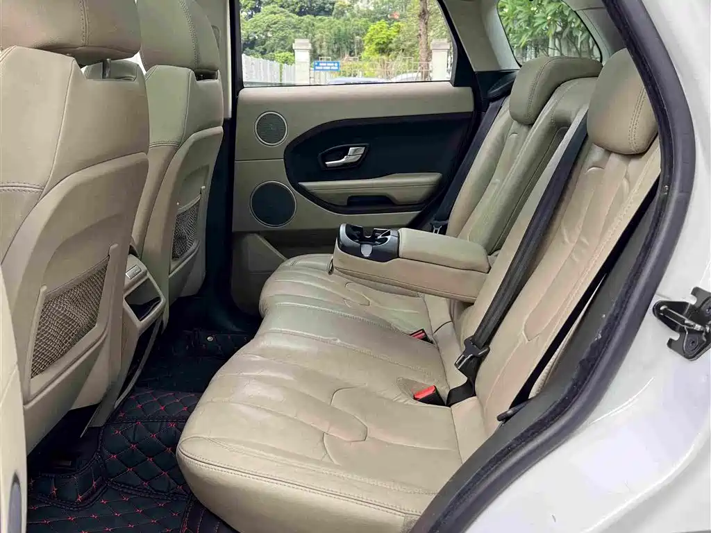 Land Rover Evoque (Import) — миниатюра 5
