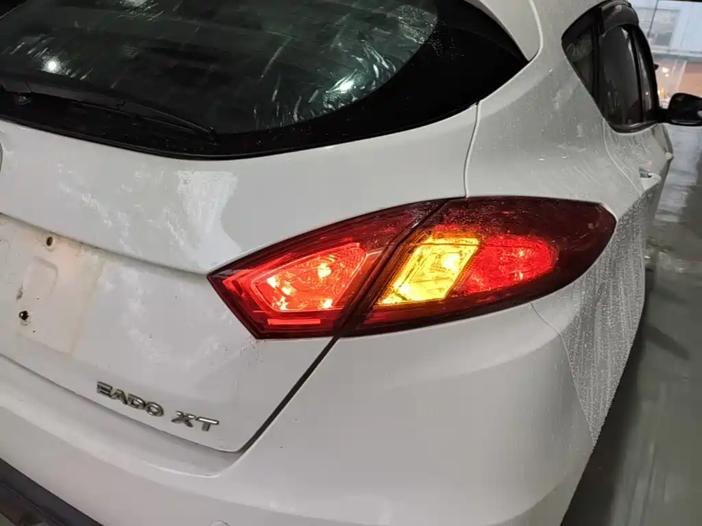 Changan Eado XT — миниатюра 8