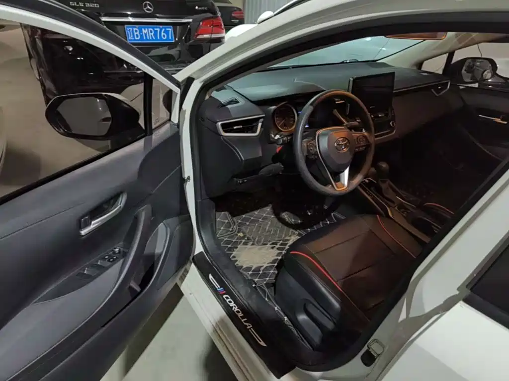 Toyota Corolla — миниатюра 12