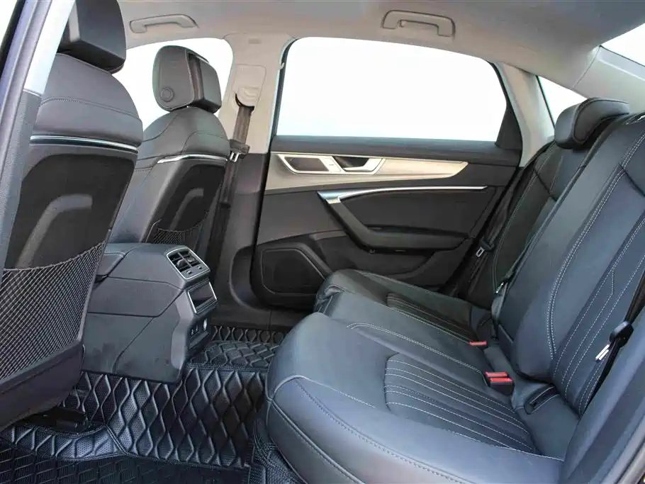 Audi A6L — миниатюра 14