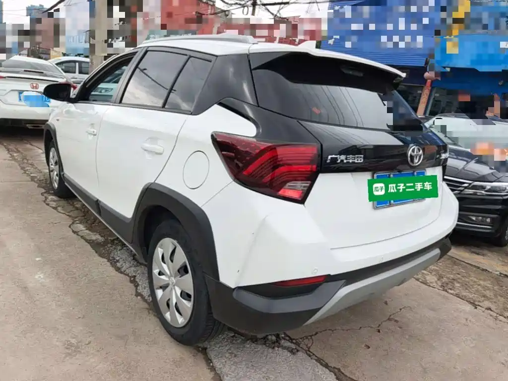 Toyota Yaris L — миниатюра 5