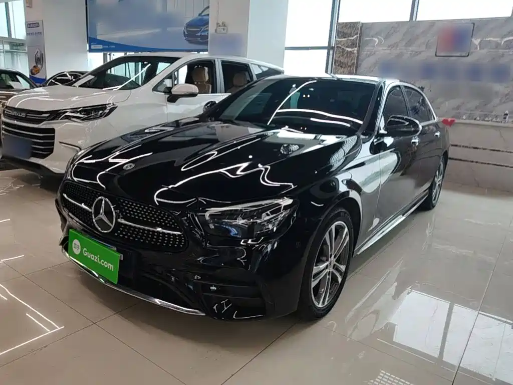 Mercedes-Benz E-Class — миниатюра 2