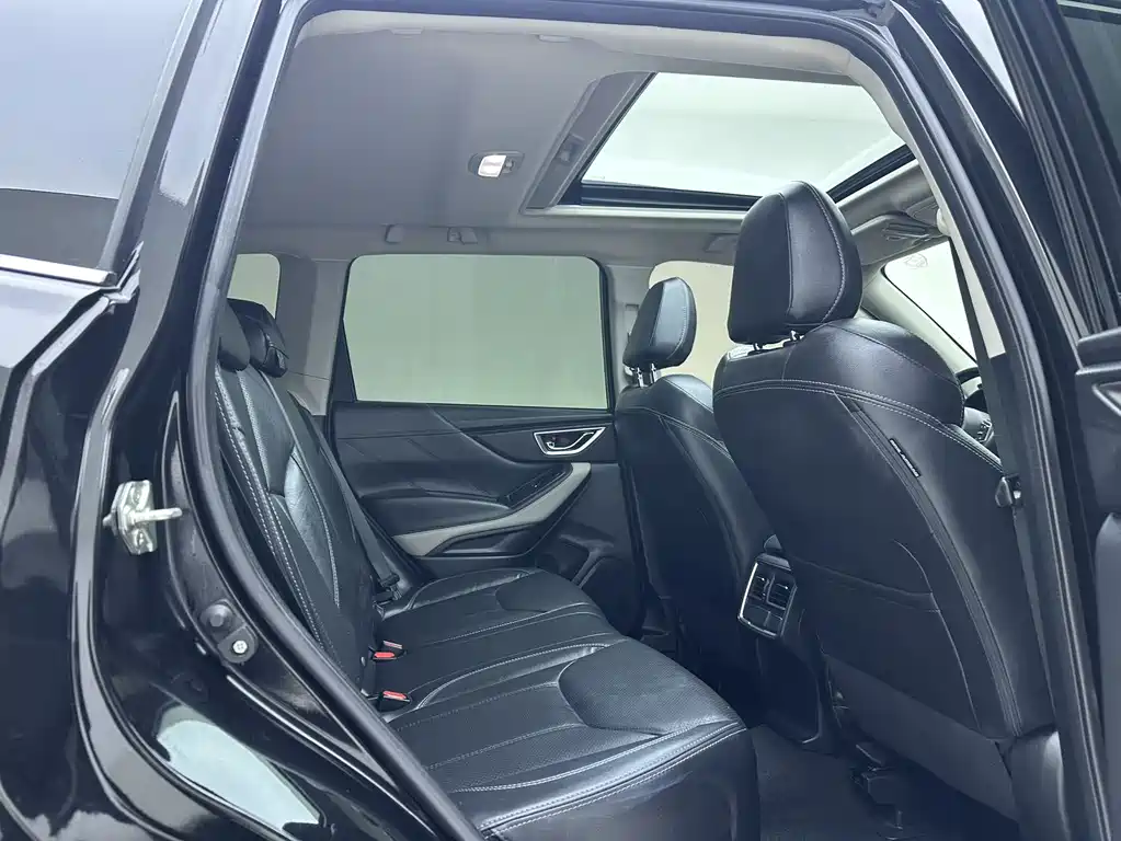Subaru Forester 2022 2.0i AWD Luxury EyeSight