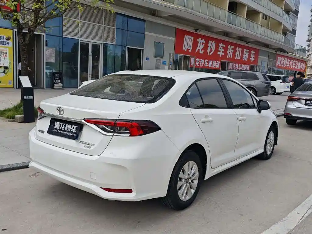 Toyota Corolla — миниатюра 8
