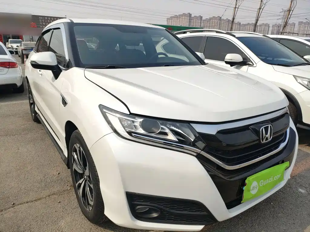 Honda UR-V 2017 240TURBO V