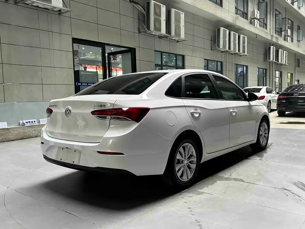 Buick Excelle — миниатюра 19