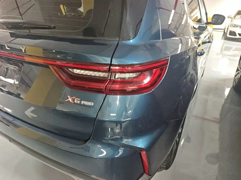 Geely Vision X6 — миниатюра 8