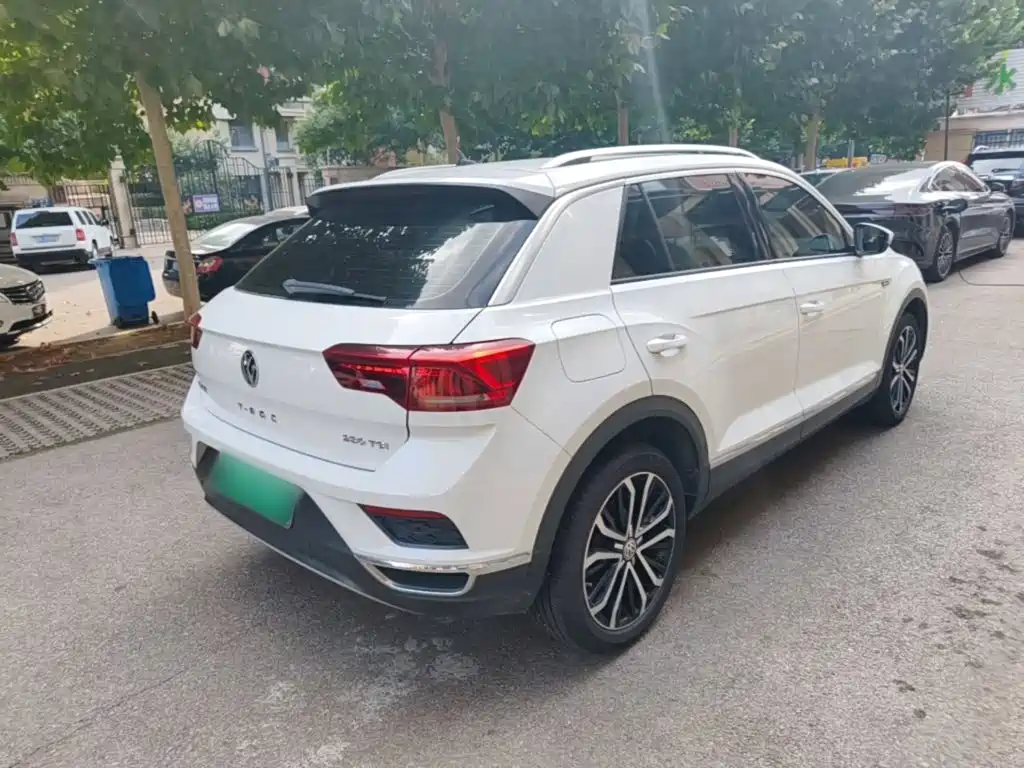 Volkswagen T-Roc — миниатюра 7
