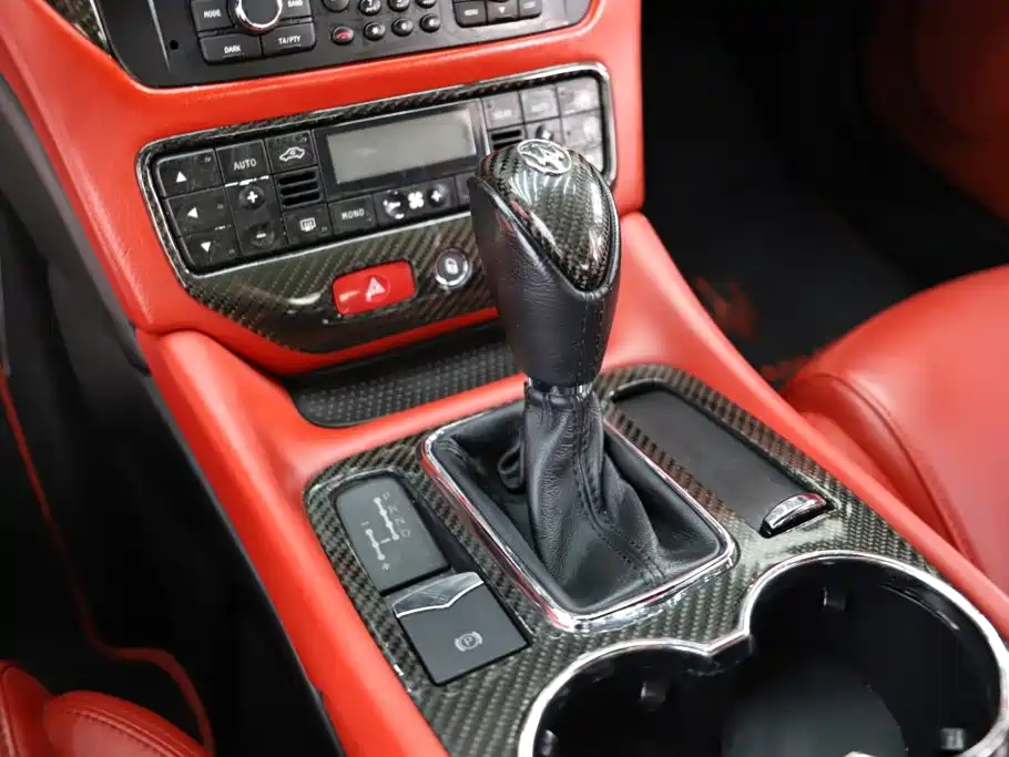 Maserati GranTurismo — миниатюра 10