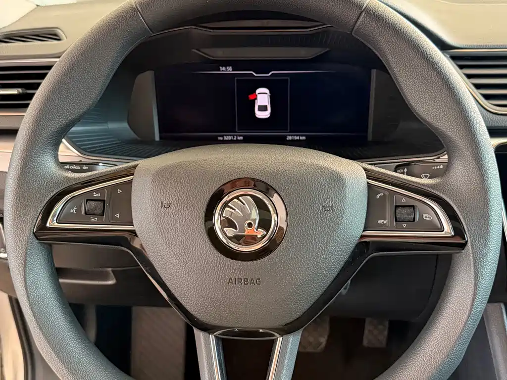 Skoda Superb — миниатюра 21