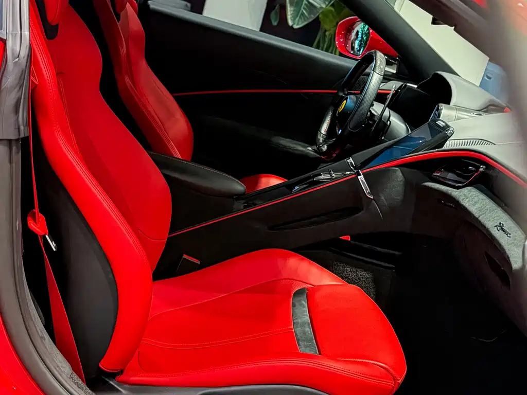 Ferrari Roma — миниатюра 20