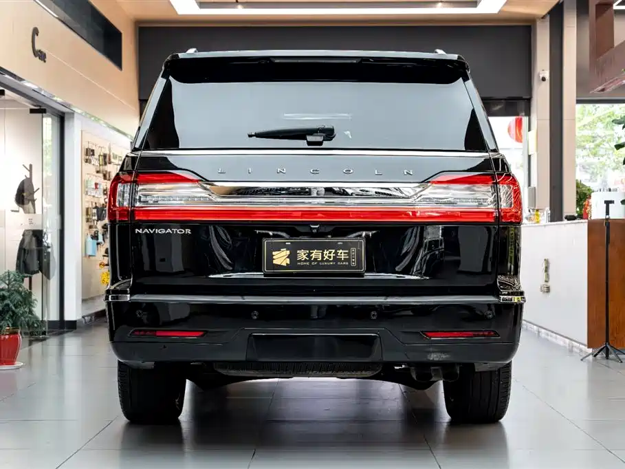 Lincoln Navigator 2018 3.5T V