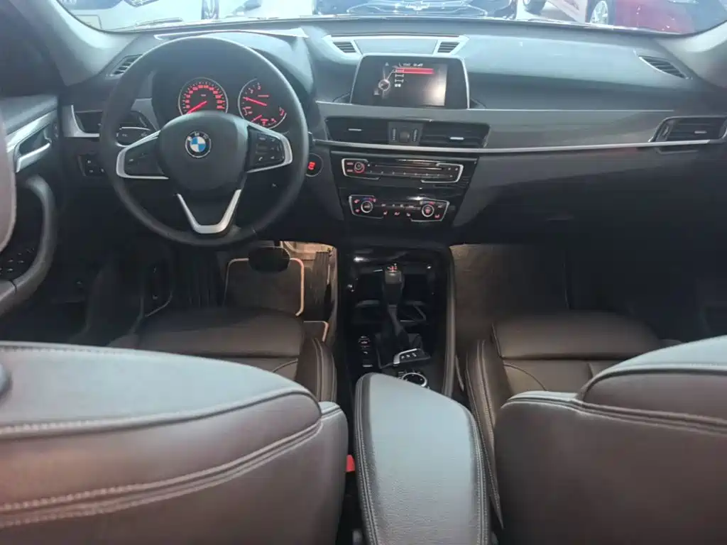 BMW X1 — миниатюра 10