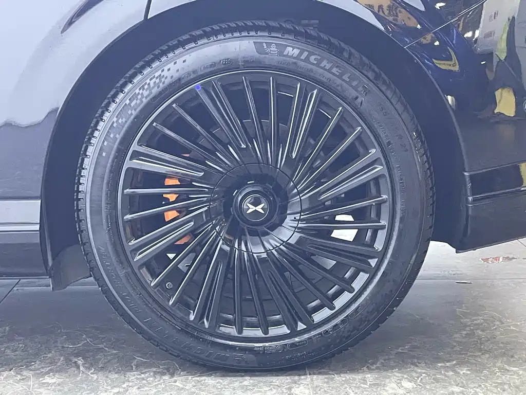 XPeng G9 — миниатюра 10