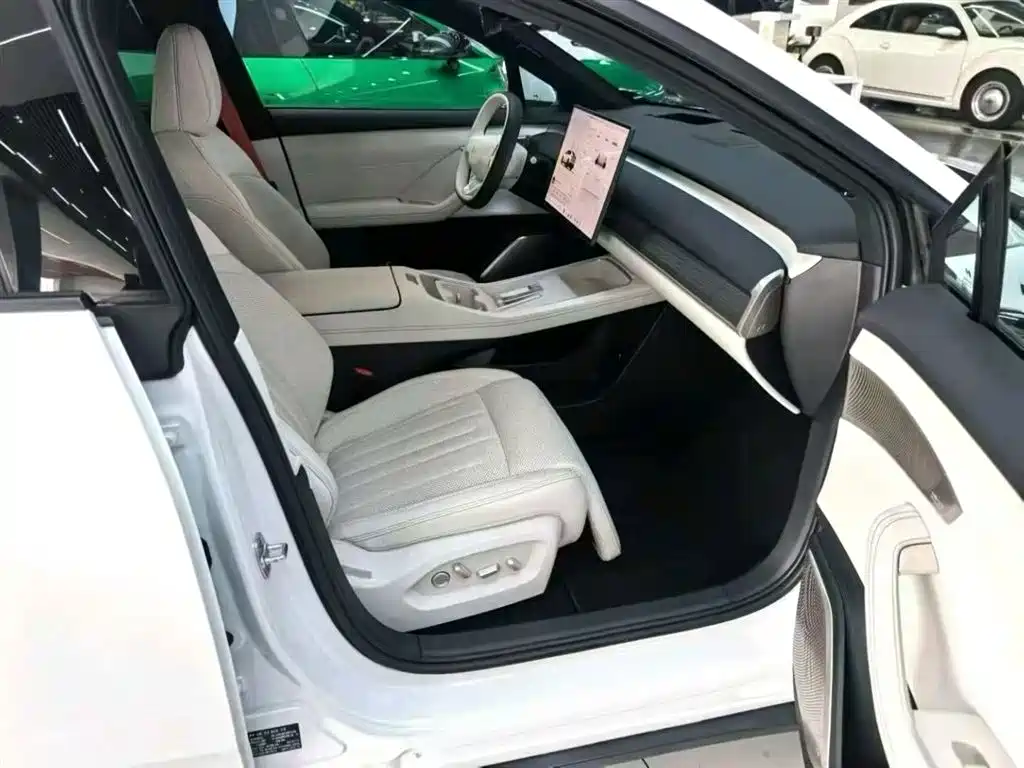 Onvo L60 2024 60kWh