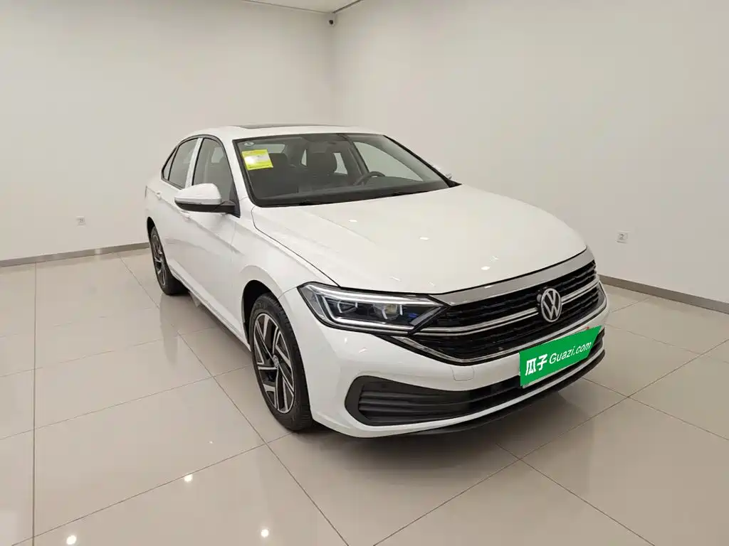 Volkswagen Sagitar 2026 3000 300TSI DSG