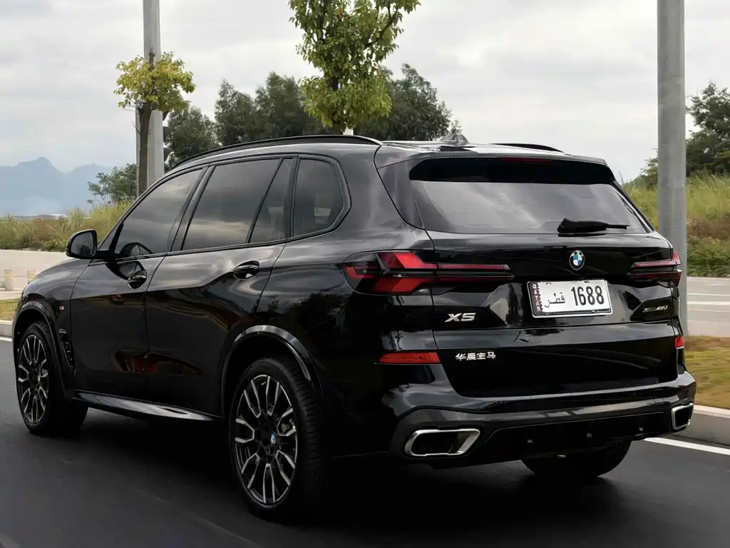 BMW X5 2023 xDrive 40Li M Sport