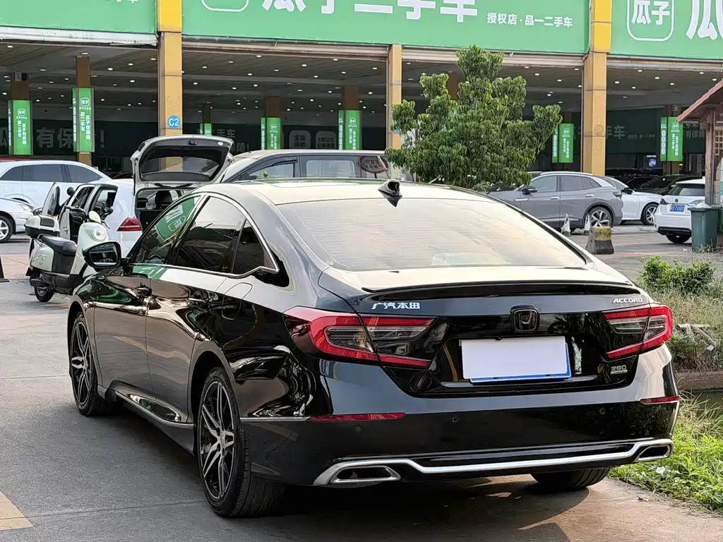 Honda Accord 2022 — фото 14