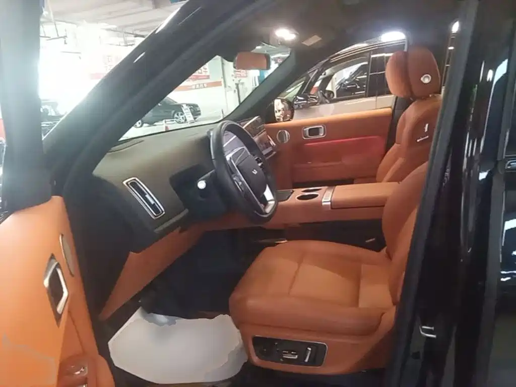Li Auto Li L8 — миниатюра 16
