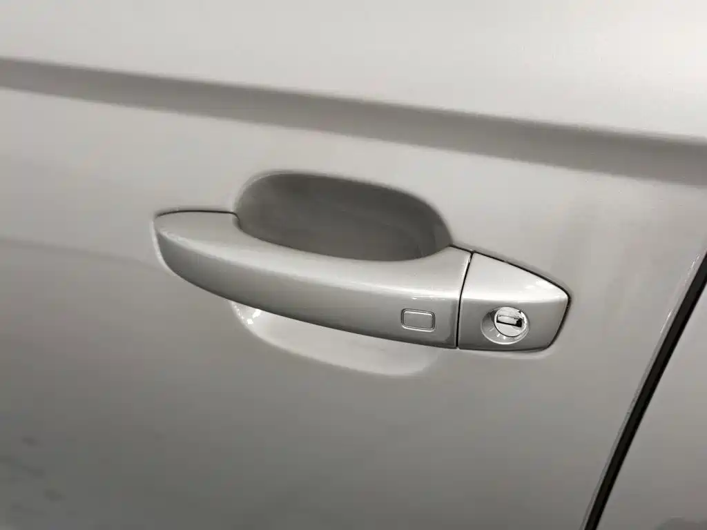 Audi A6L — миниатюра 18