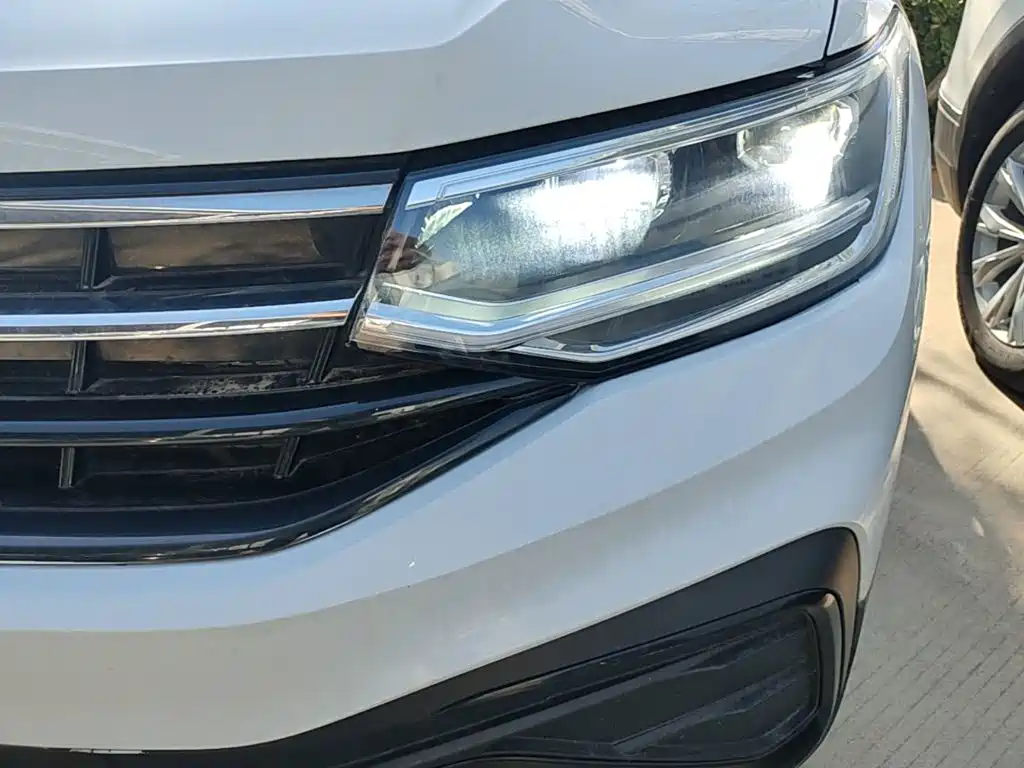 Volkswagen Tiguan L 2024 — фото 23