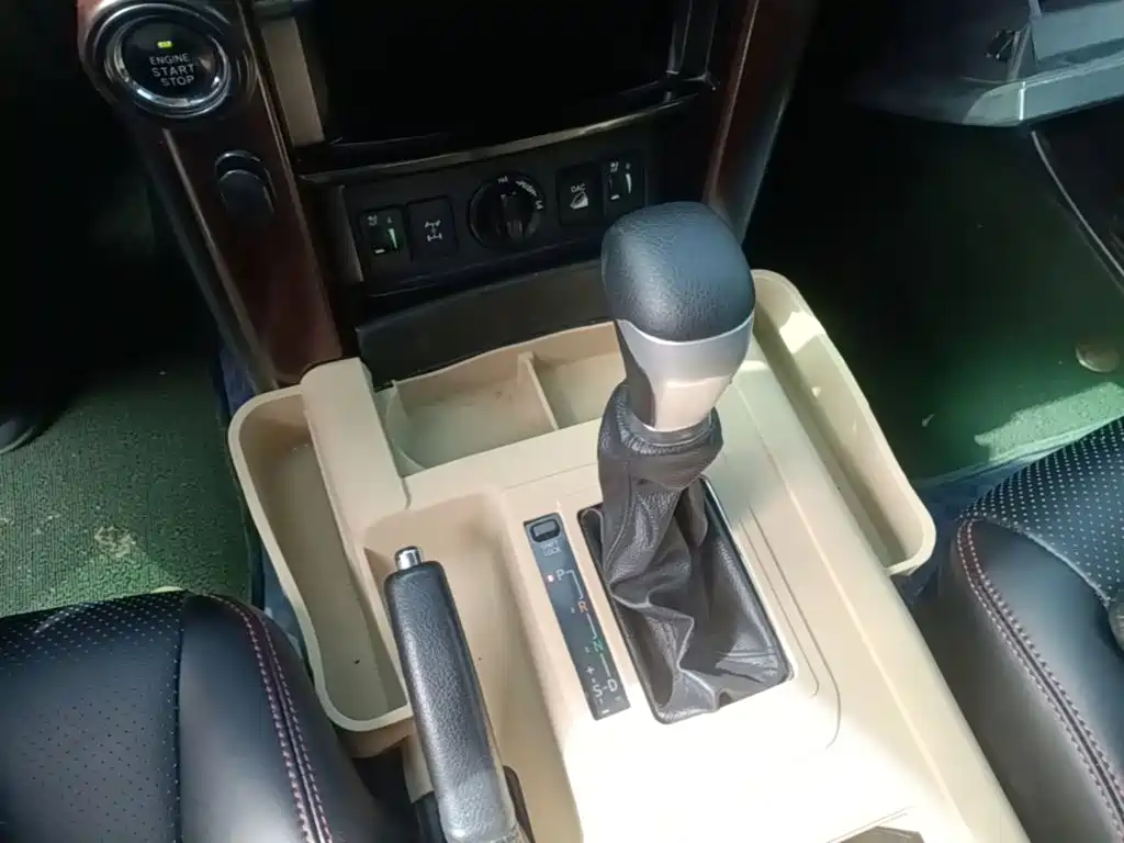 Toyota Prado — миниатюра 14