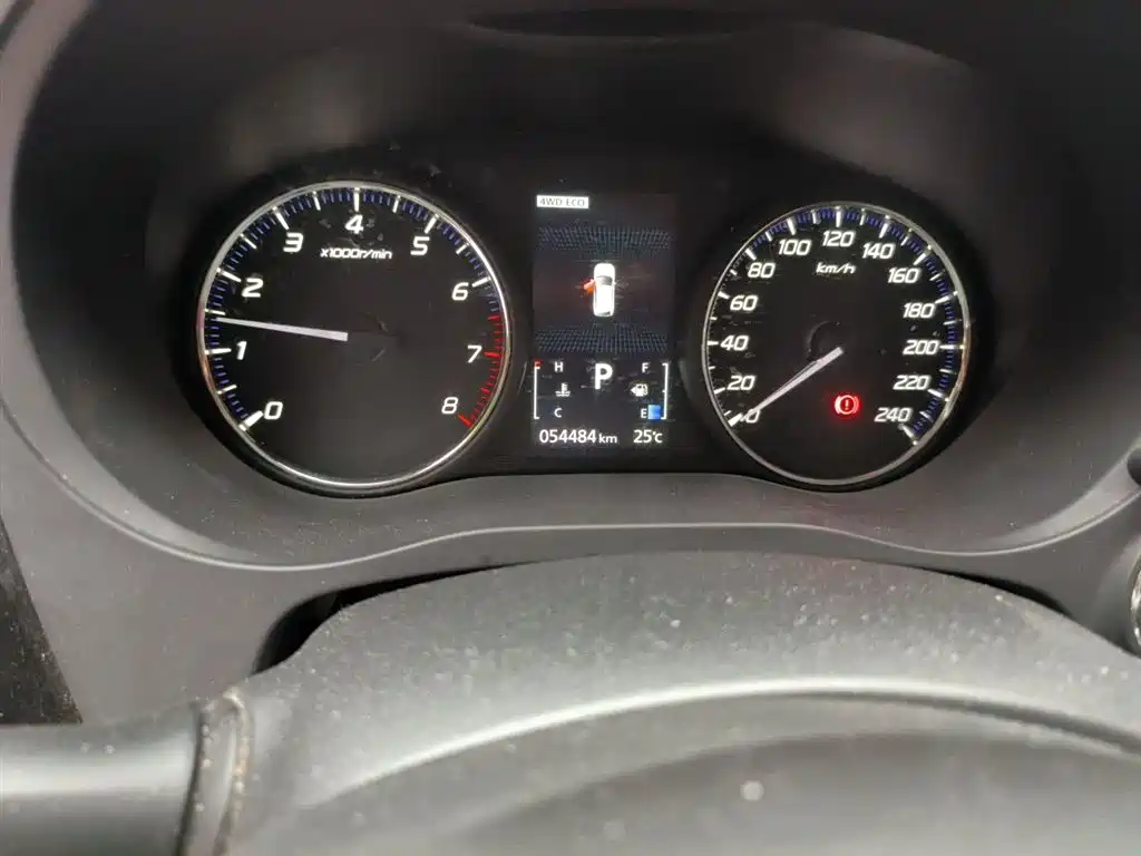 Mitsubishi Outlander 2018 2.4L Elite 5 мест