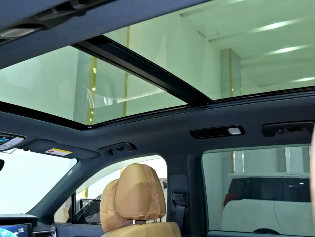 Li Auto Li ONE — миниатюра 23