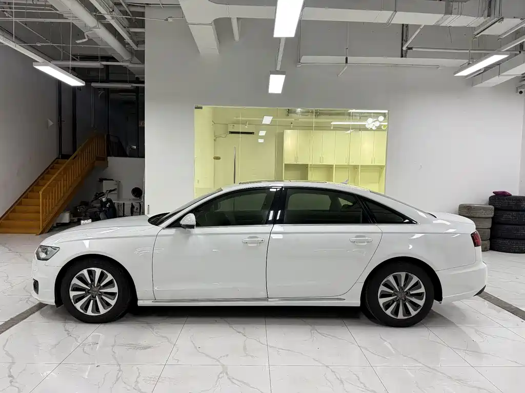 Audi A6L — миниатюра 3