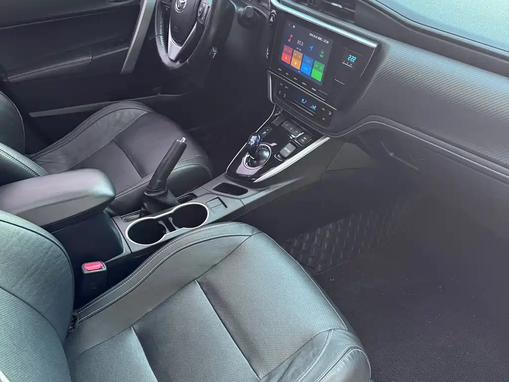 Toyota Levin Twin Engine E+ — миниатюра 12