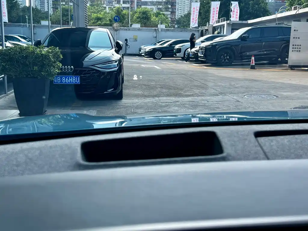 Audi E5 Sportback — миниатюра 17