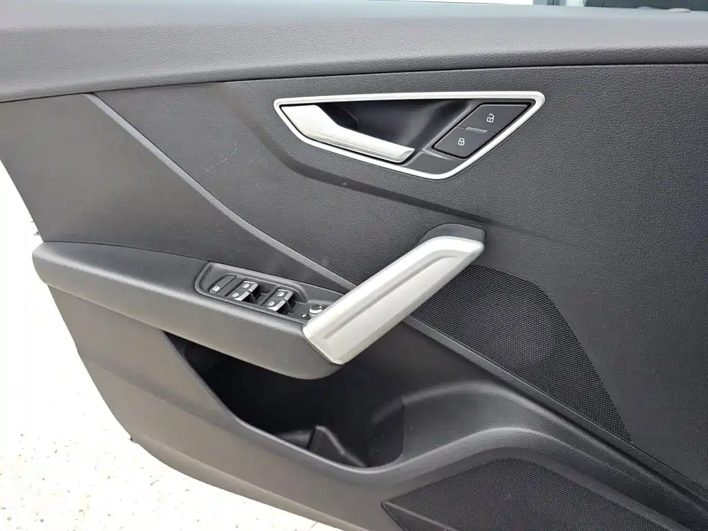 Audi Q2L — миниатюра 8