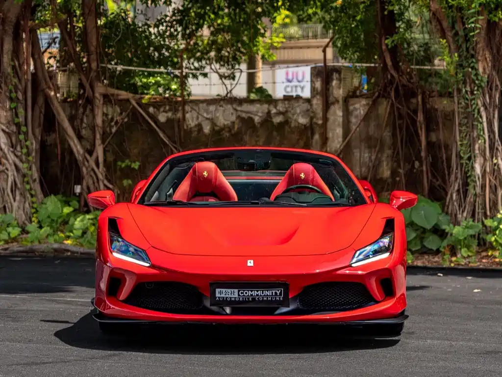 Ferrari F8 — миниатюра 4