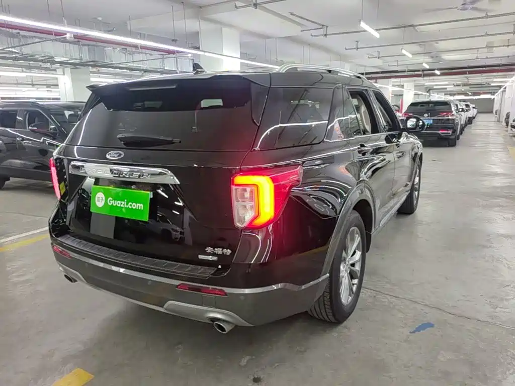 Ford Explorer — миниатюра 7