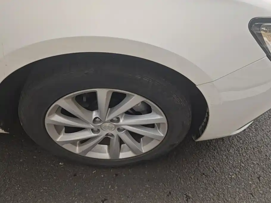 Buick Verano — миниатюра 6