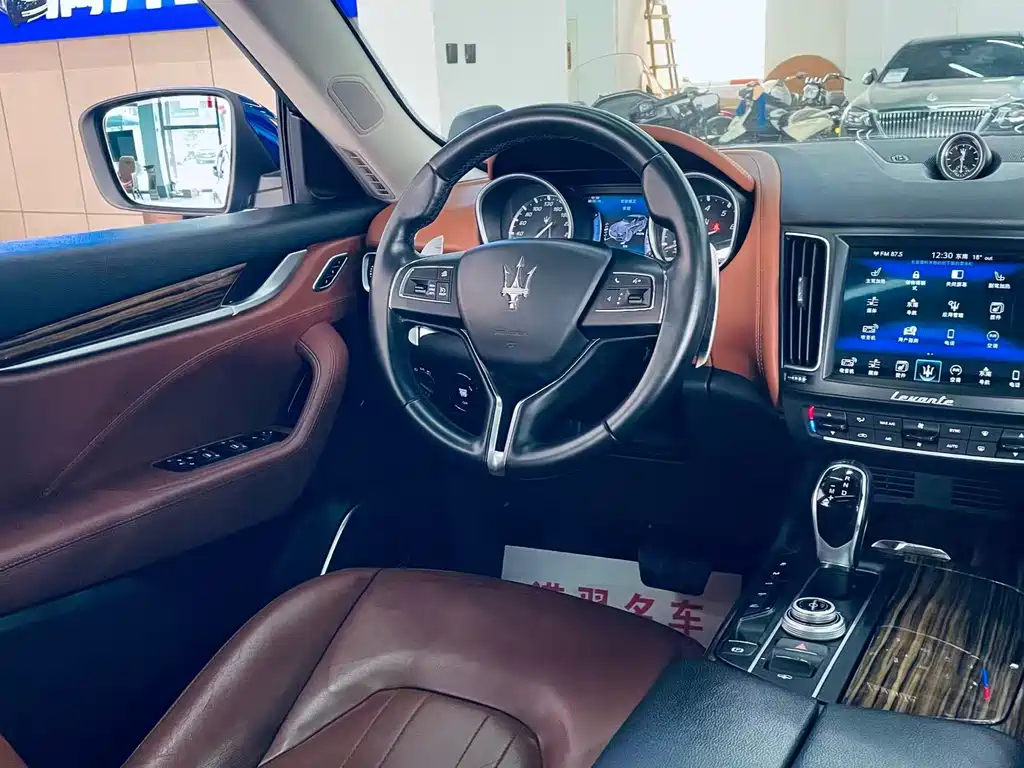 MASERATI LEVANTE