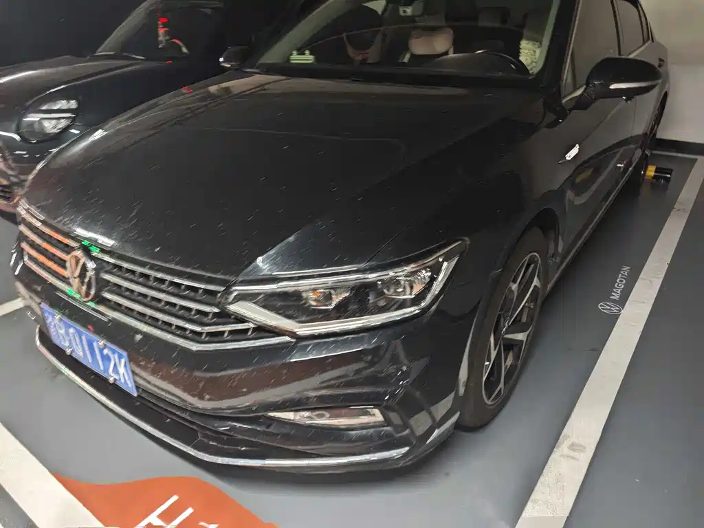 Купить Volkswagen Magotan
