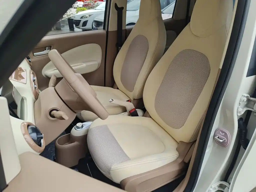 Wuling MINIEV — миниатюра 15