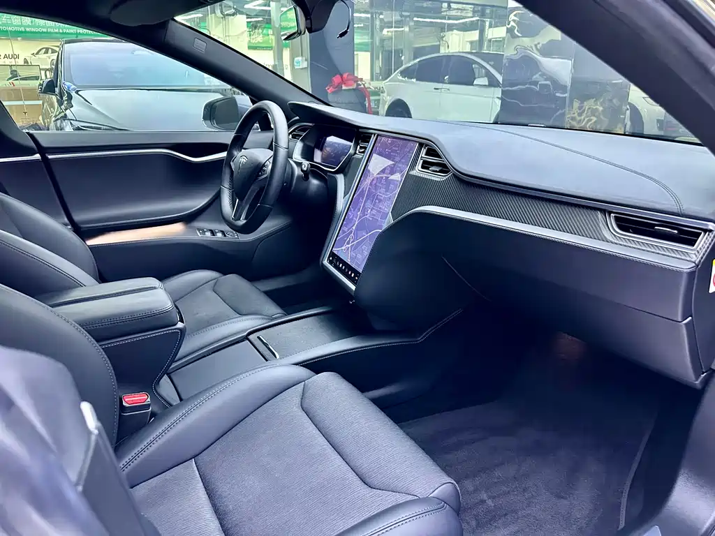 TESLA MODEL S