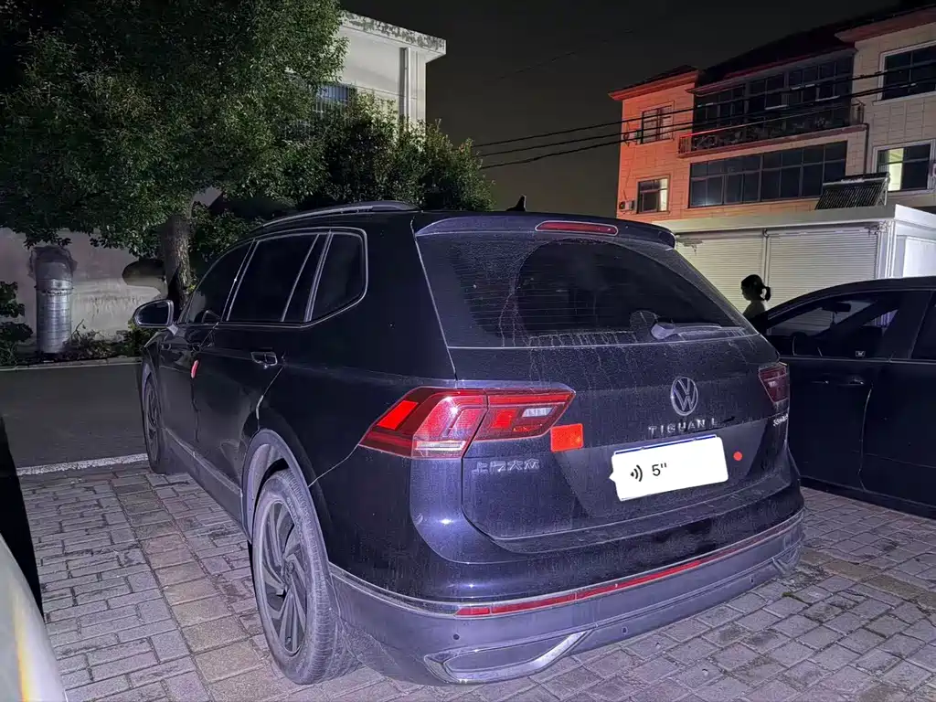 Volkswagen Tiguan L — миниатюра 4