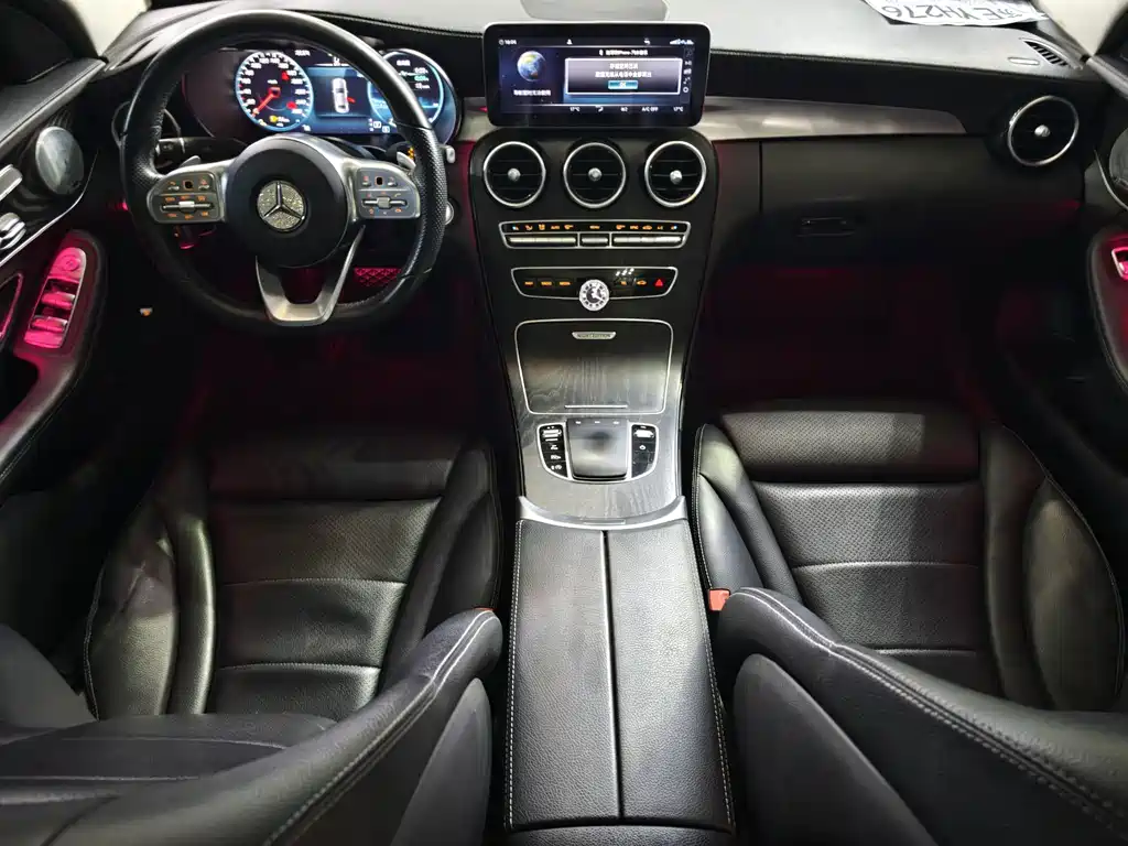 Mercedes-Benz C-Class — миниатюра 8