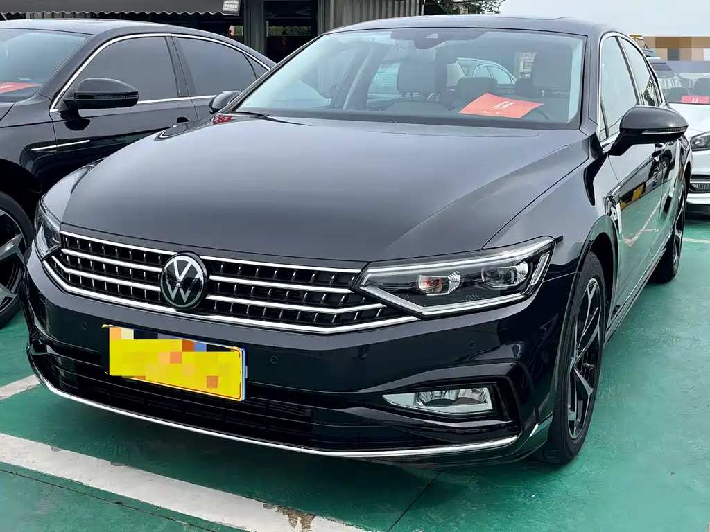 Volkswagen Magotan 2023 200 0k Units Anniversary Edition 330TSI DSG Luxury Type