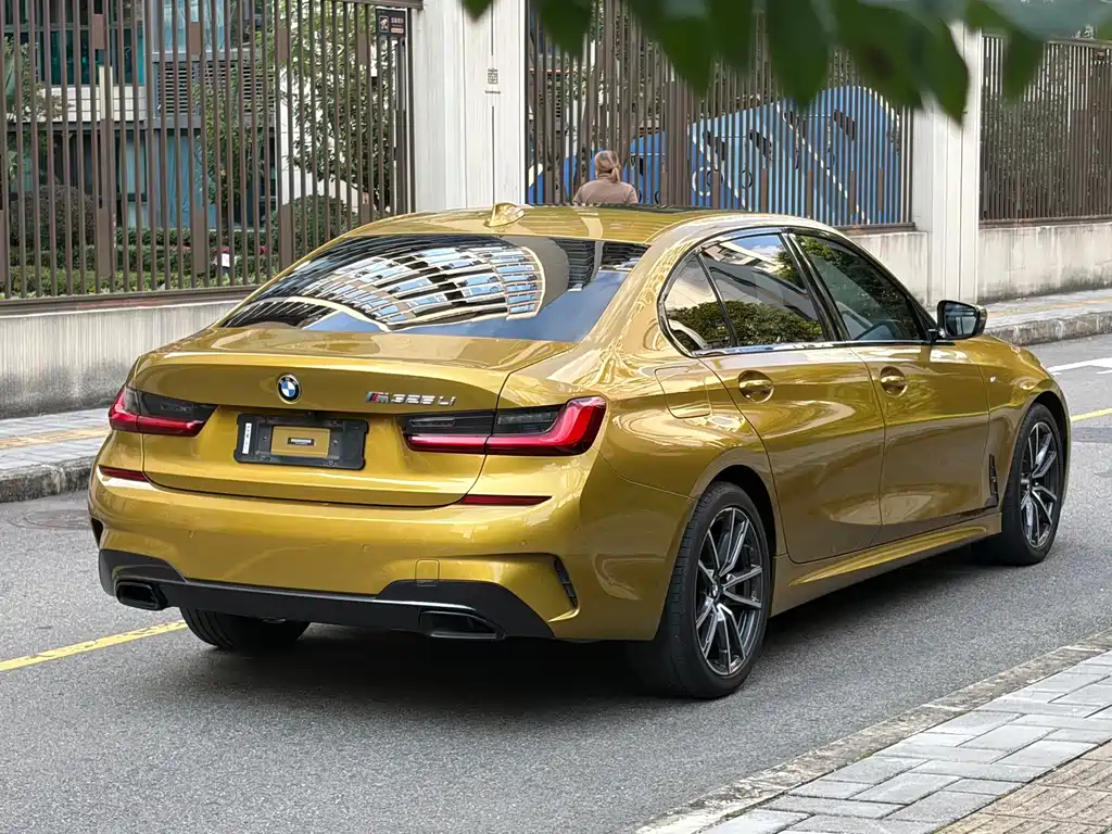 BMW 3 Series — миниатюра 11