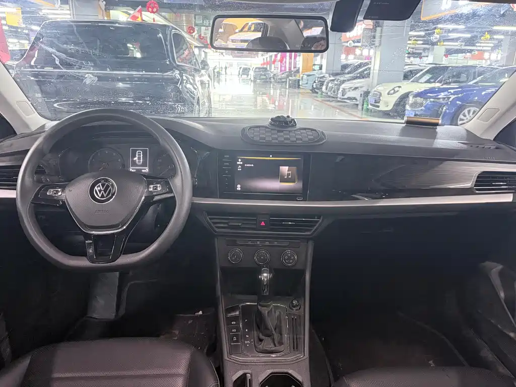 Volkswagen Lavida — миниатюра 6