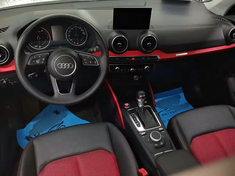 Audi Q2L — миниатюра 12