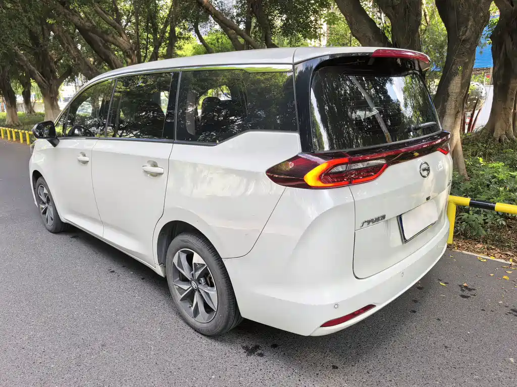 GAC Motor Trumpchi M6 — миниатюра 5