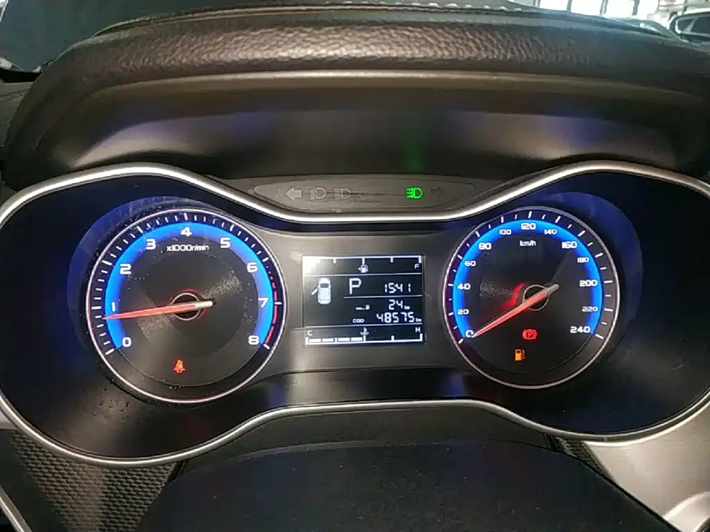 Geely Vision — миниатюра 12