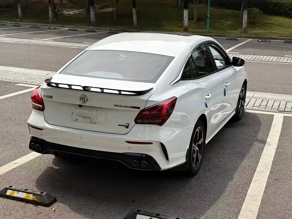 MG MG5 Scorpio — миниатюра 11