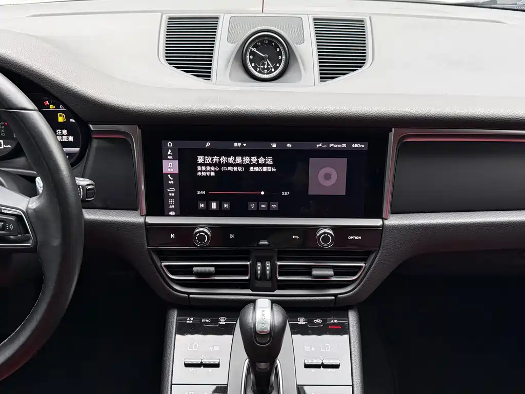 Porsche Macan — миниатюра 15
