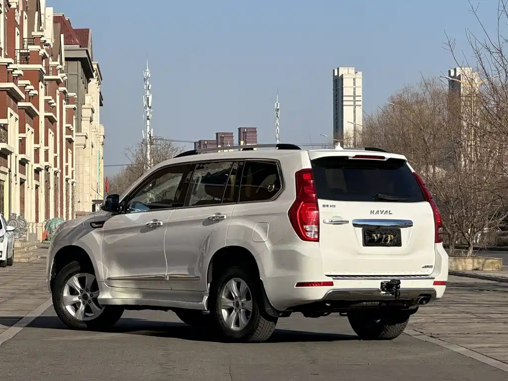 Haval H9 2015 2.0T Luxury 7 мест